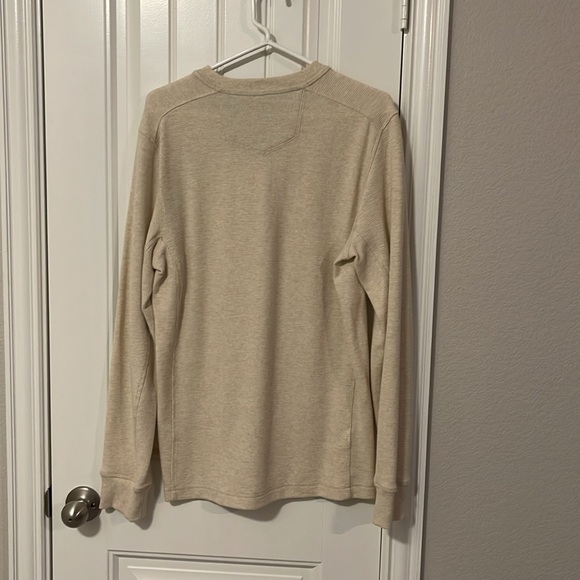 Eddie Bauer Waffle Henley - Picture 2 of 3